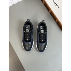 Givenchy Sneakers